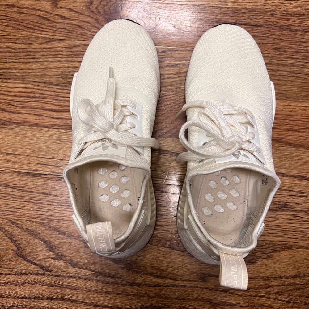 Adidas for women , runs a bit big, for serious buyers I can give measurement